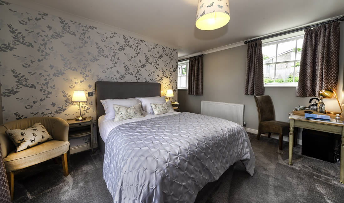 summary-bennet-bedroom
