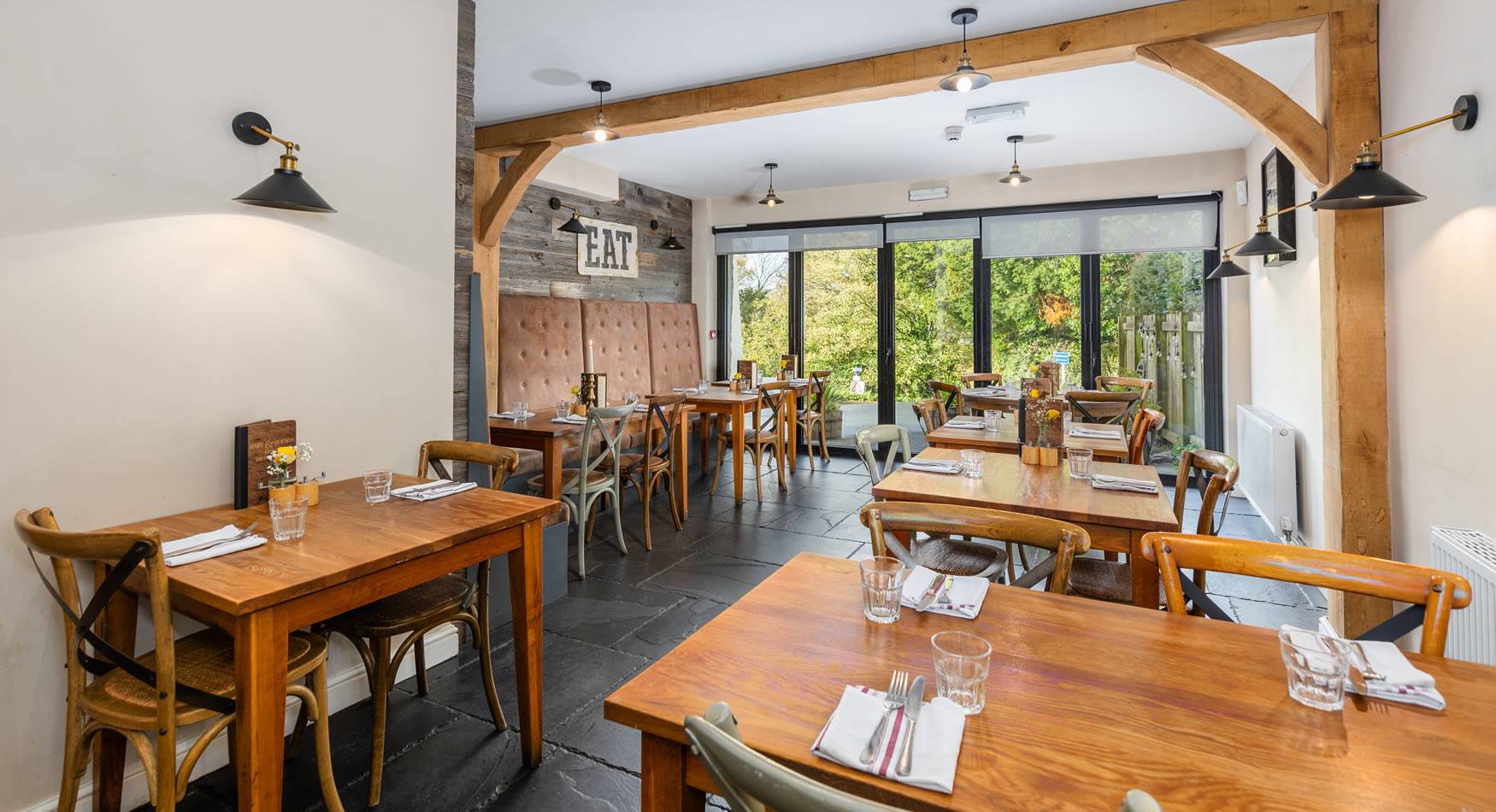 Dining at Vanpoos